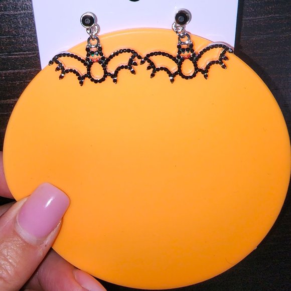Halloween Flying Black Bat Earring / Black Bat Earring / Rhinestone Crystal - Picture 8 of 9